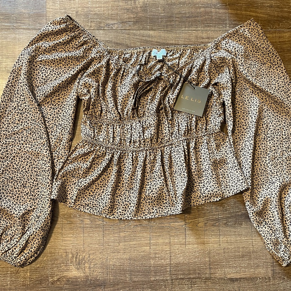 Magnolia Boutique Leopard Print Crop